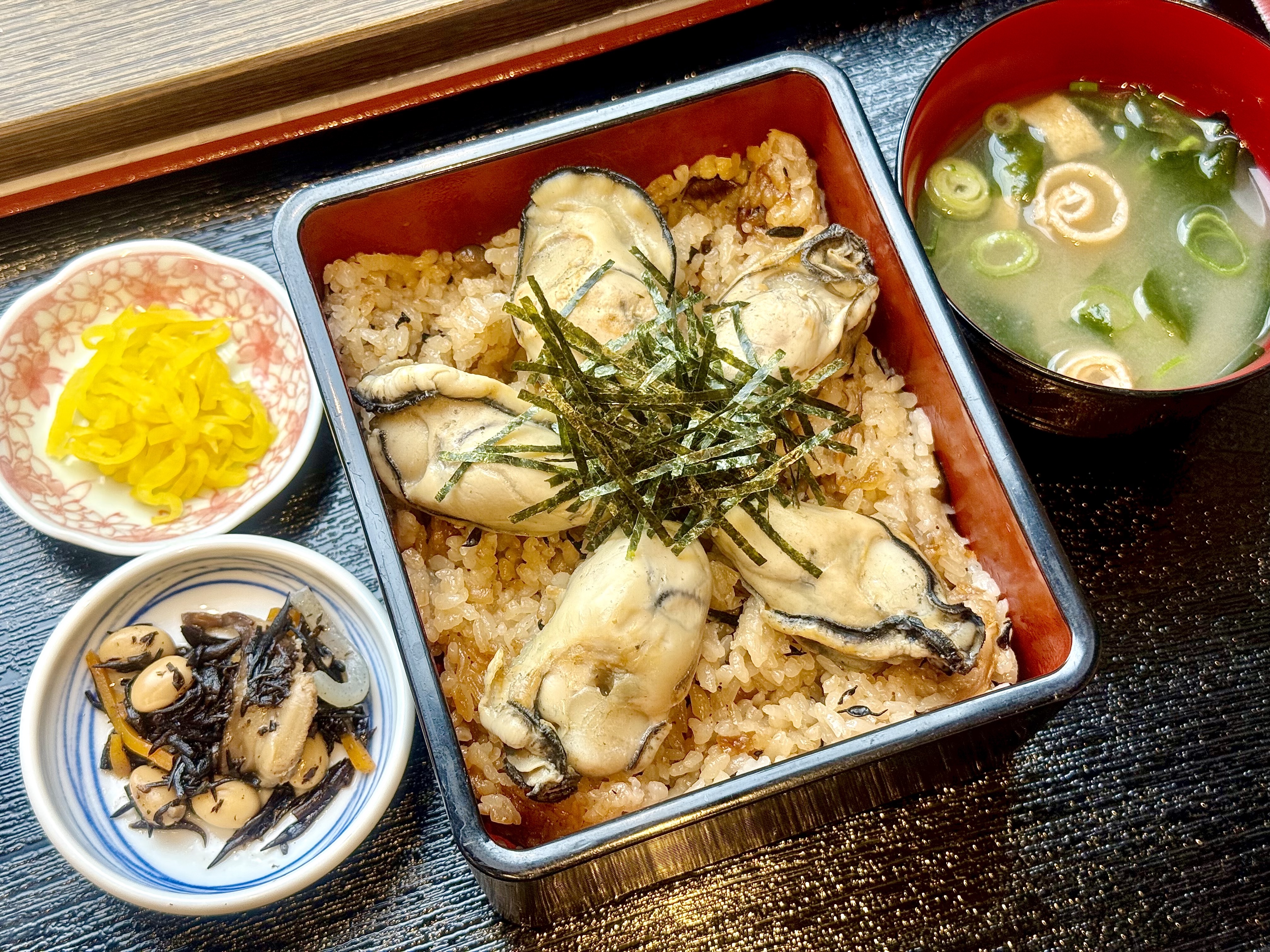 Oyster-Infused Seasoned Rice